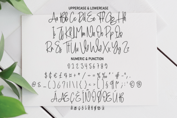 Commingsoon Font Poster 4
