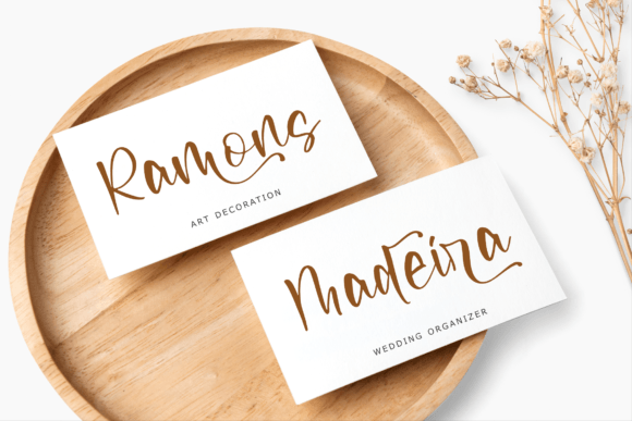 Glaphire Morrtina Font Poster 9