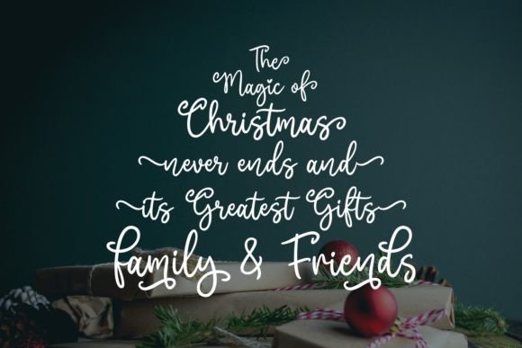 Jolly Holly Christmas Font Poster 3
