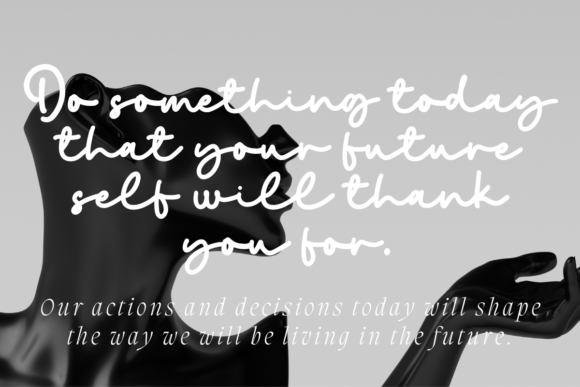 Lillie Font Poster 4