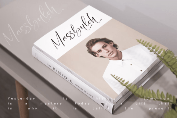 Marrmosta Font Poster 11