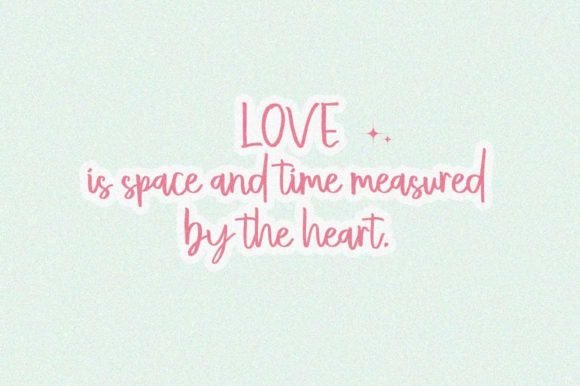 Simply Chic Font Poster 7