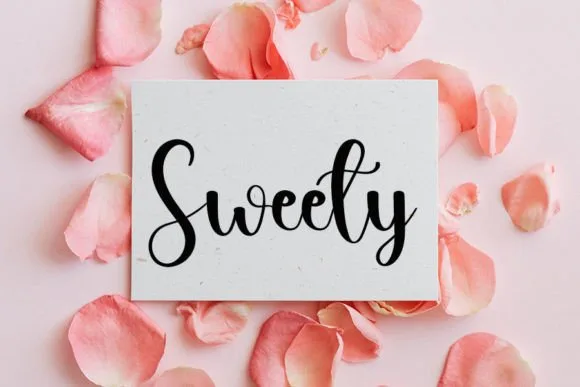 Sweety Font Sweety Font Poster 1
