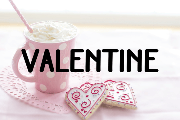 Winter Biscuit Font Poster 3