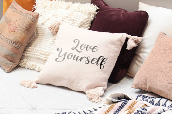 Agisha Font Poster 8