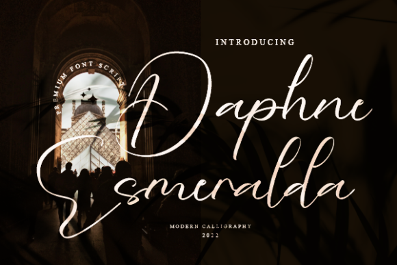 Daphne Esmeralda Font Poster 1
