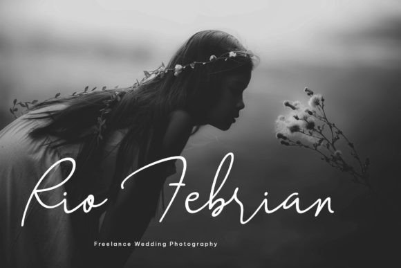 Darwins Font Poster 8