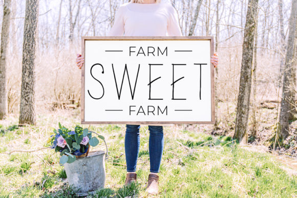 Garden Ville Font Poster 7