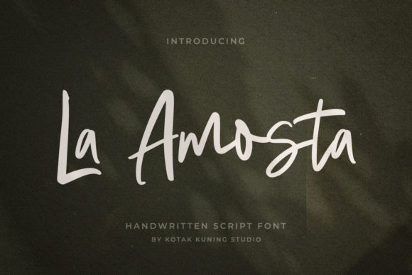 La Amosta Font Poster 1