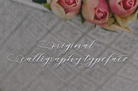 Mahogany Font Poster 4