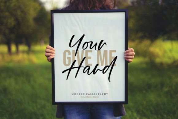 Monthier Font Poster 5