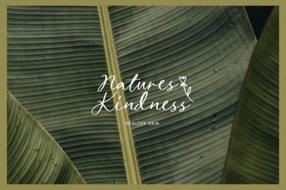 Pretty Garden Font Poster 11