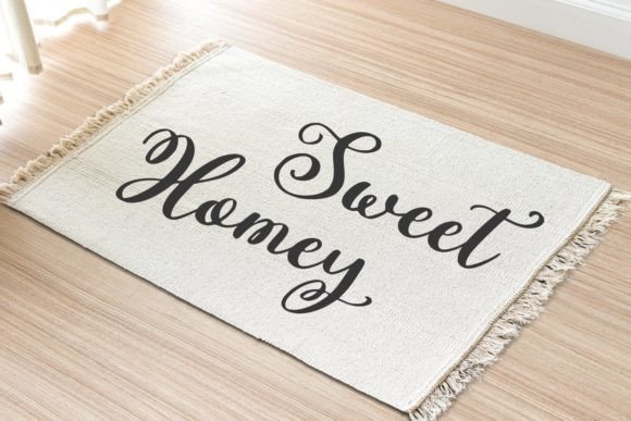 Pretty Holiday Font Poster 5