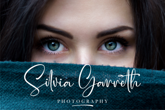 Reghitta Font Poster 2