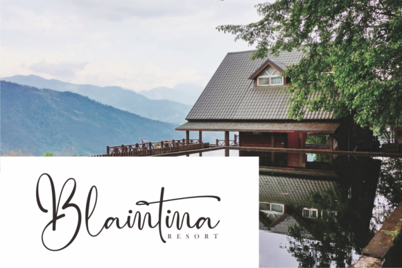 Reghitta Font Poster 7
