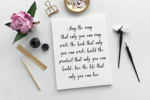 Silkyhearts Font Poster 7
