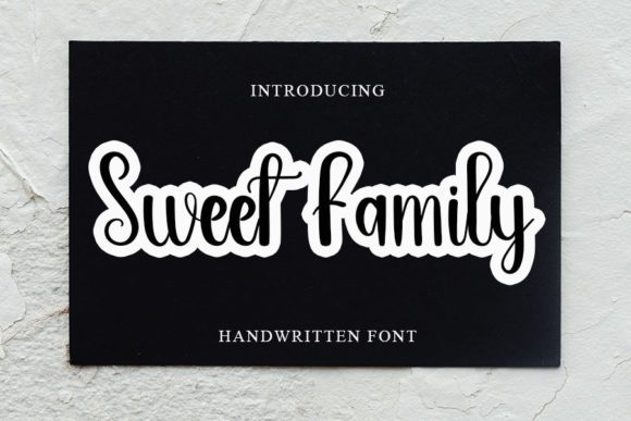 Sweet Family Font Font Poster 1