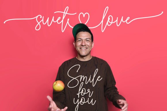 Sweet Love Font Poster 10