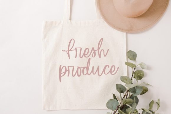 Sweet Magnolia Font Poster 5