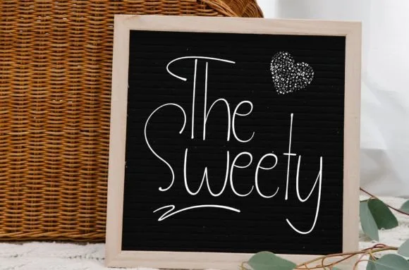 The Sweety Font The Sweety Font Poster 1