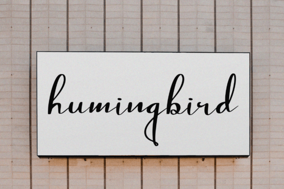 Thousand Sunnygo Font Poster 6