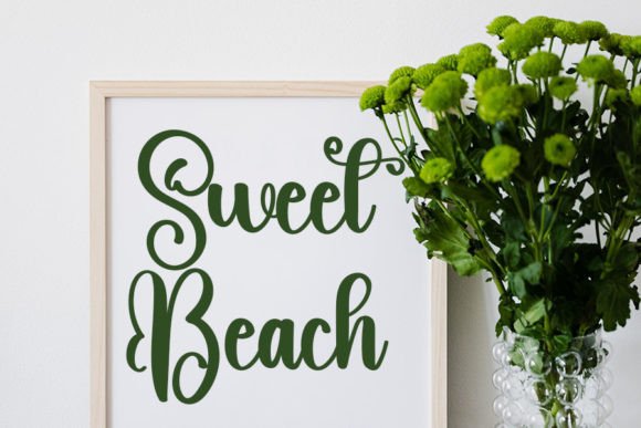 Winter Beach Font Poster 5