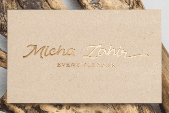 Zara Amorett Font Poster 4