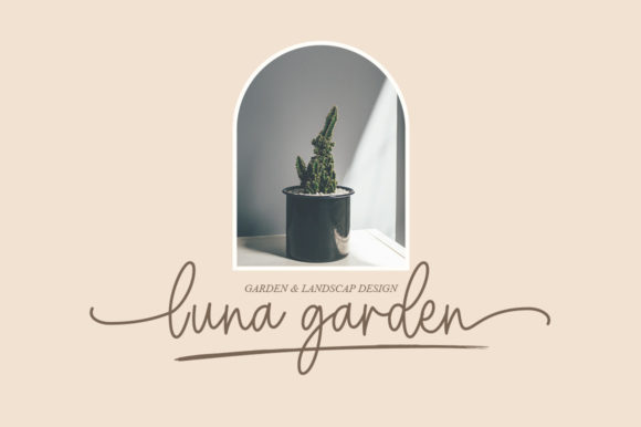 Bumble Bees Font Poster 4
