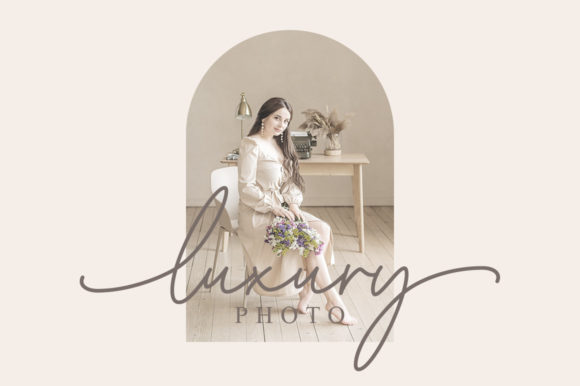 Cinthya Font Poster 6