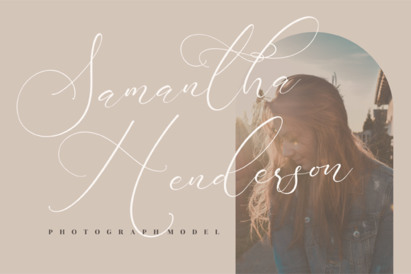 Darling Carlina Font Poster 6