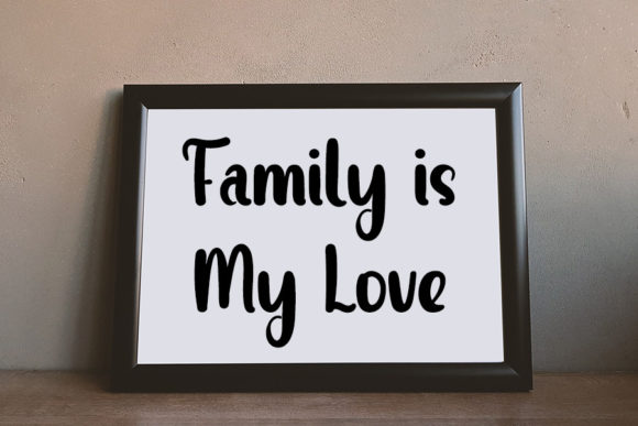 Family Moments Font Poster 2