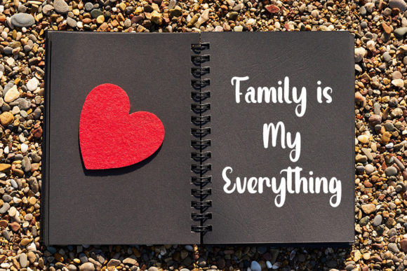 Family Moments Font Poster 5
