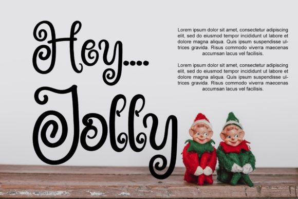 Holly Molly Font Poster 4