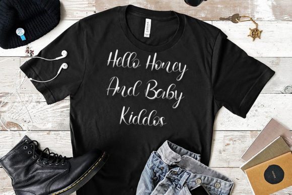 Honey Lovely Font Poster 3