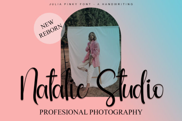 Julia Pinky Font Poster 5