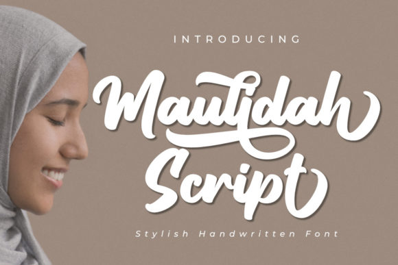 Maulidah Script Font Poster 1