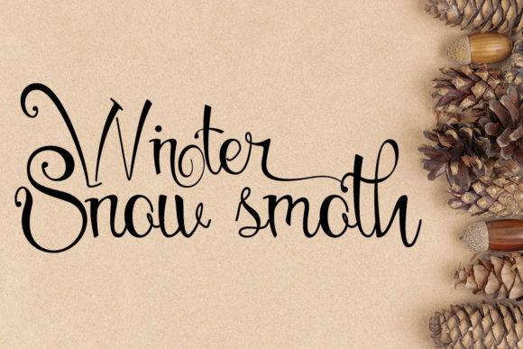 Queen Nasov Font Poster 5