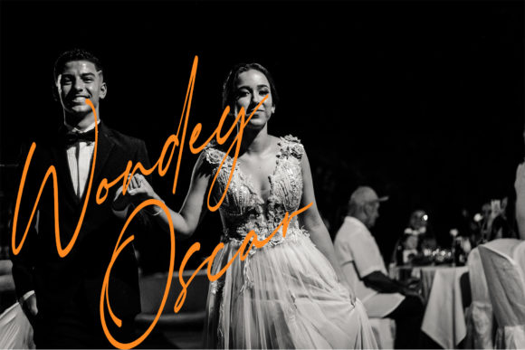 Rondetsly Font Poster 2