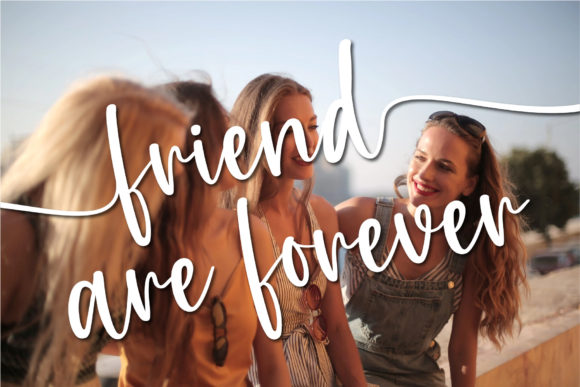 Rosie Giselle Font Poster 6
