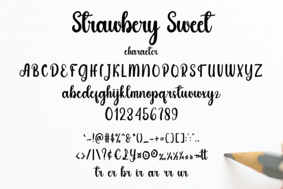 Strawbery Sweet Font Poster 5