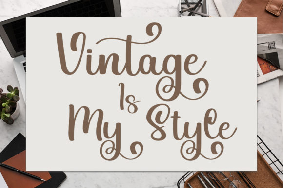 Sweet Holiday Font Poster 5