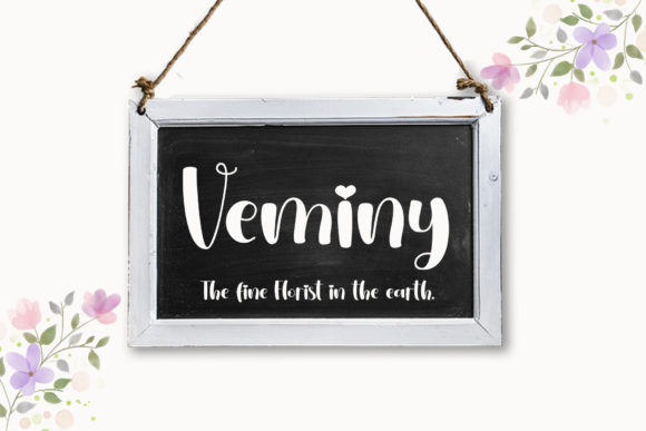 Valeniya Font Poster 3