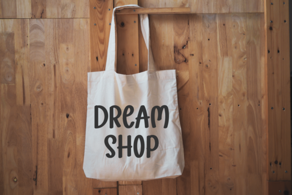 Kitty Dream Font Poster 5