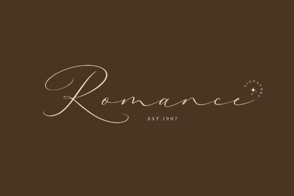 La Belle Signature Font Poster 2