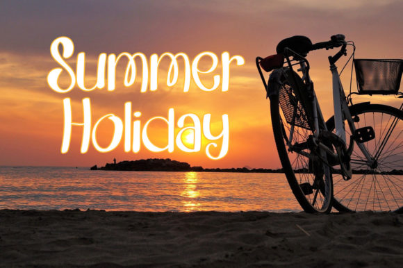 Love Holiday Font Poster 3