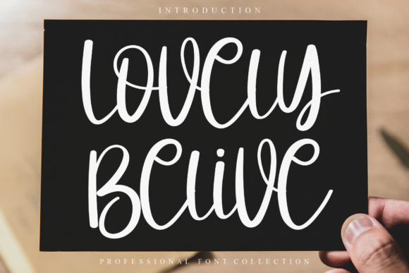 Lovely Belive Font Poster 1