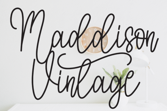 Maddison Vintage Font