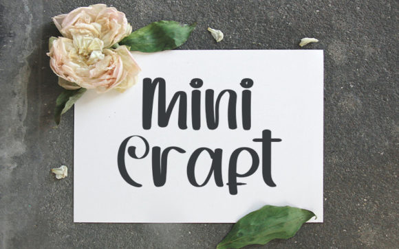 Moments Vintage Font Poster 4