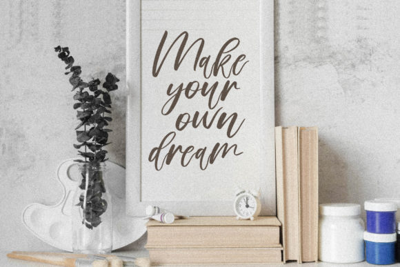 Starlla Font Poster 2