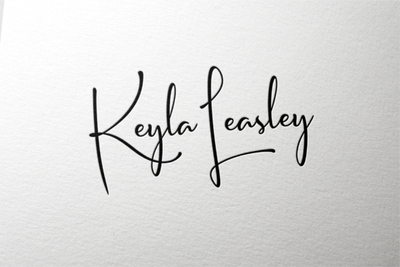 Yesslyn Font Poster 7